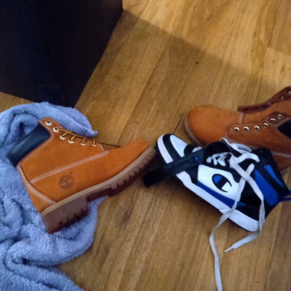 Boots+sneakers